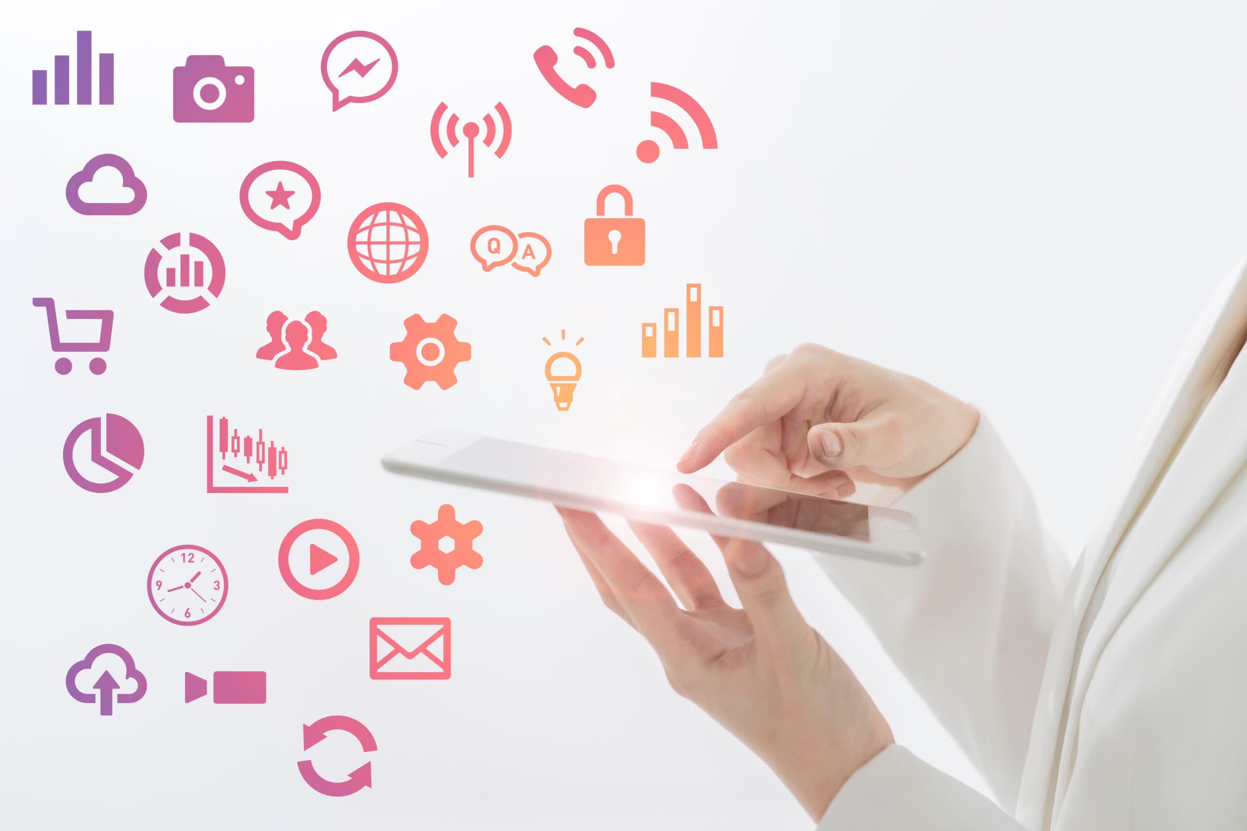 情報発信はブログとSNSの使い分け!それぞれの特徴を解説します!